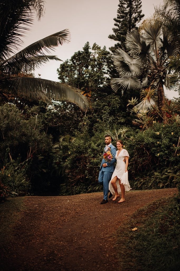 beautiful bride and groom elope at the Garden of Eden in Maui
