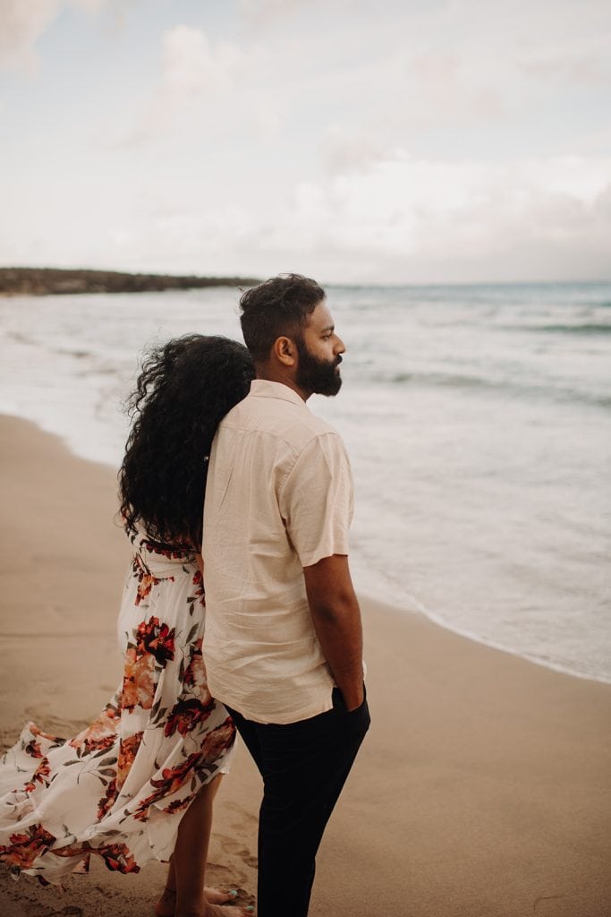 sunrise couples photoshoot in Hawaii
