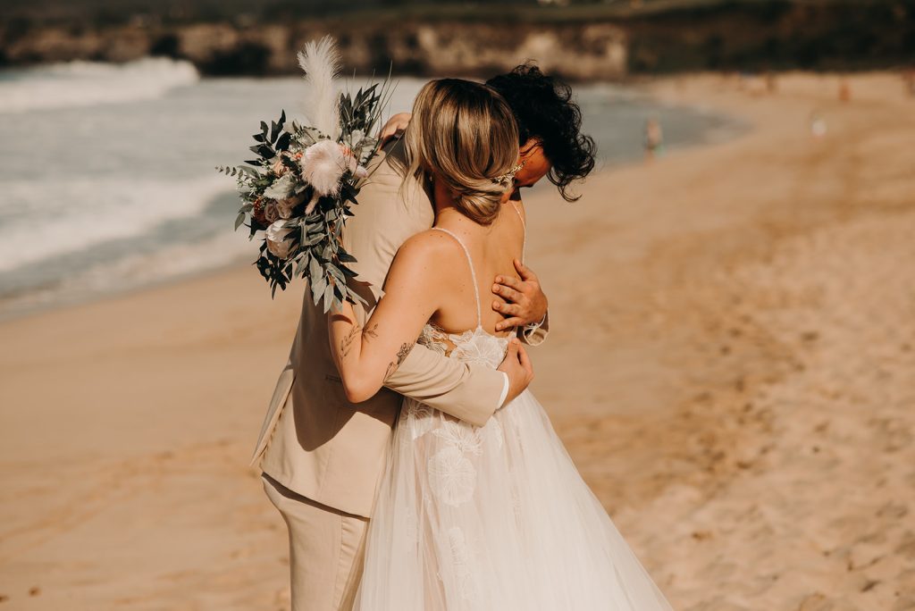 Maui elopement first look on the beach