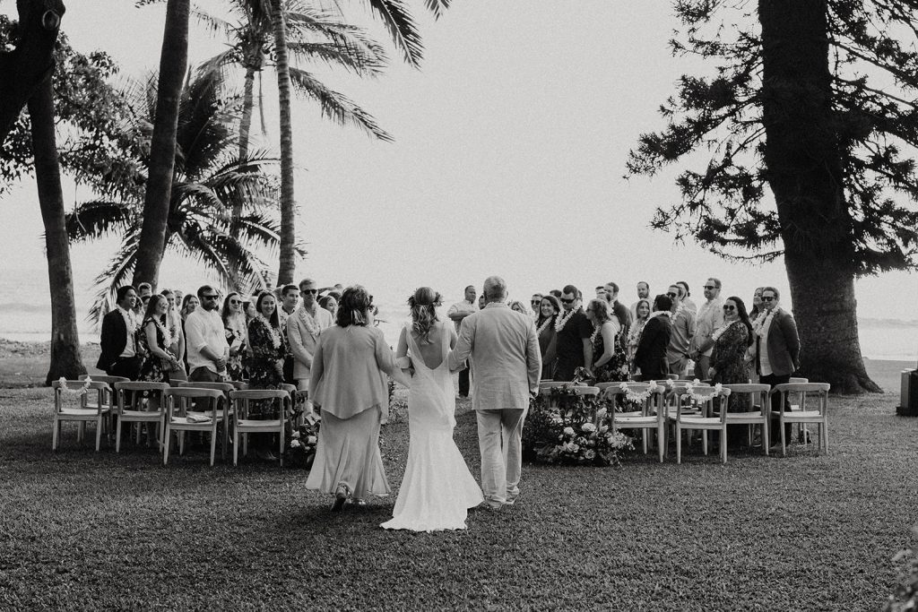 Wedding ceremony at Olowalu Plantation House