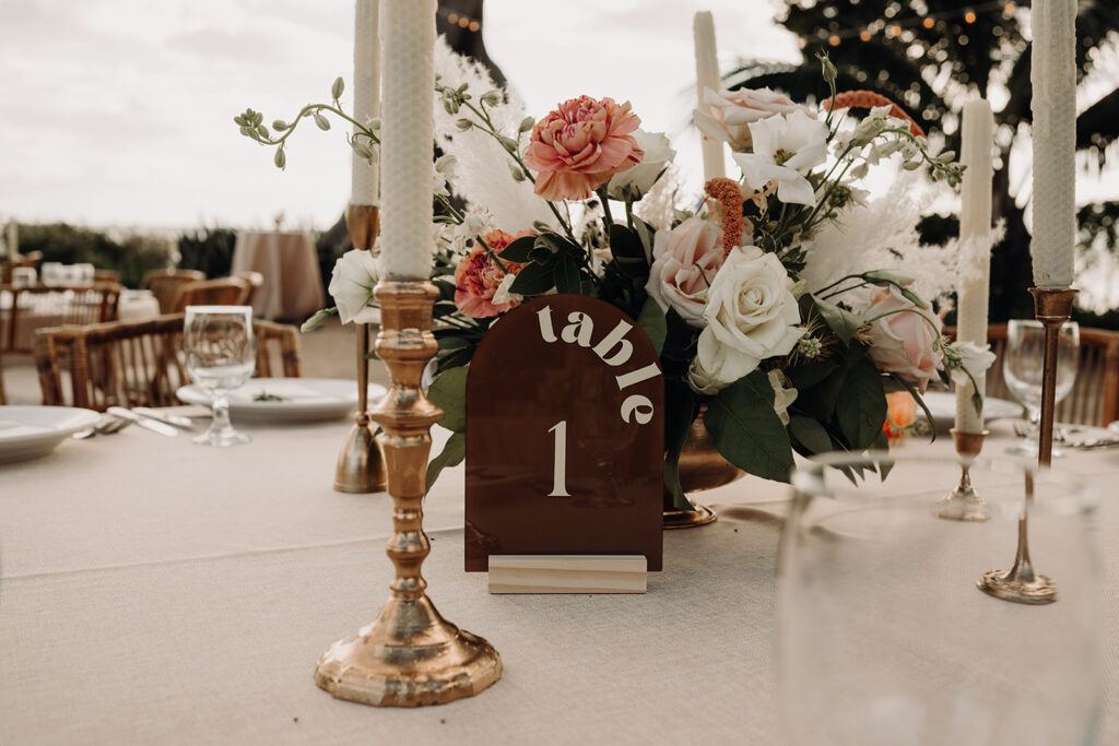 Boho and elegant wedding table decor